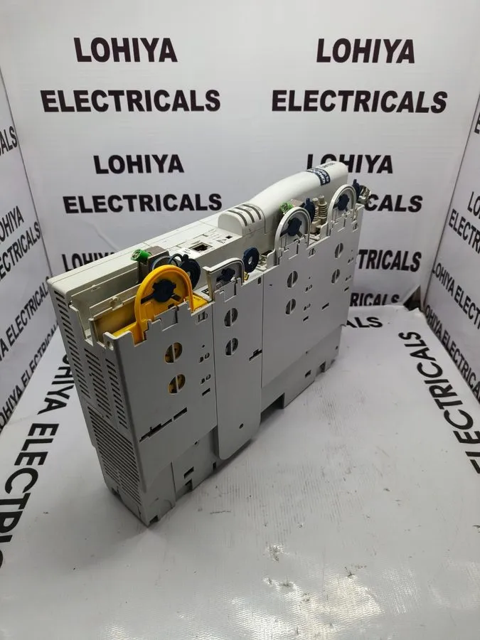 Сервопривод Lenze E94AMHE0074 SERVO DRIVE