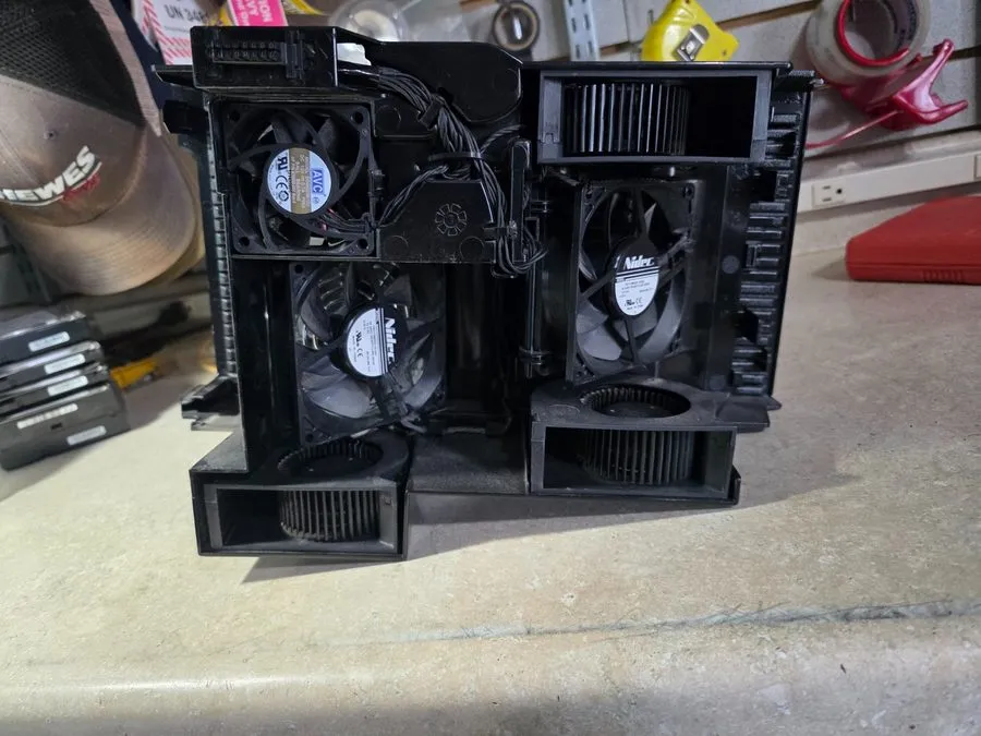 Вентилятор HP Z840 Z820 Workstation Air Shroud 6 Fan Assembly 642165-002 642165- — фото лота 1
