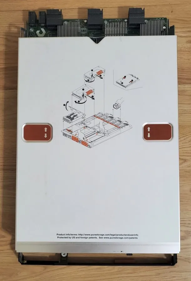 SSD-накопитель Pure Storage 83-0169-00 Flash Array X20 R2 RAM/CPU/INTERFACE/SSD