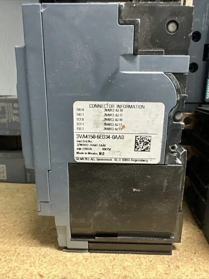 Автоматический выключатель Pull Out SIEMENS 3VA4150-6ED34-0AA0 BREAKER 3POLE 50A