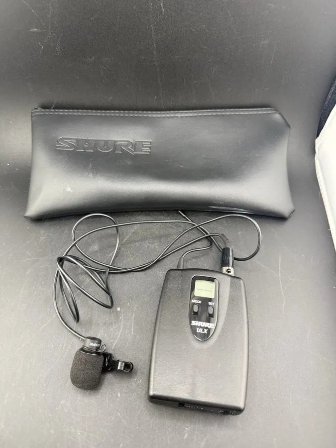 Передатчик Shure ULX1-J1 Wireless Bodypack Transmitter 554-590MHz w/ 185 Microph