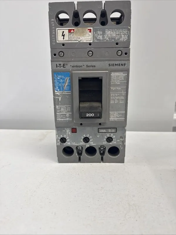 Автоматический выключатель Siemens Sentron 200 Amp Circuit Breaker 3 Pole 600 VA — фото лота 1