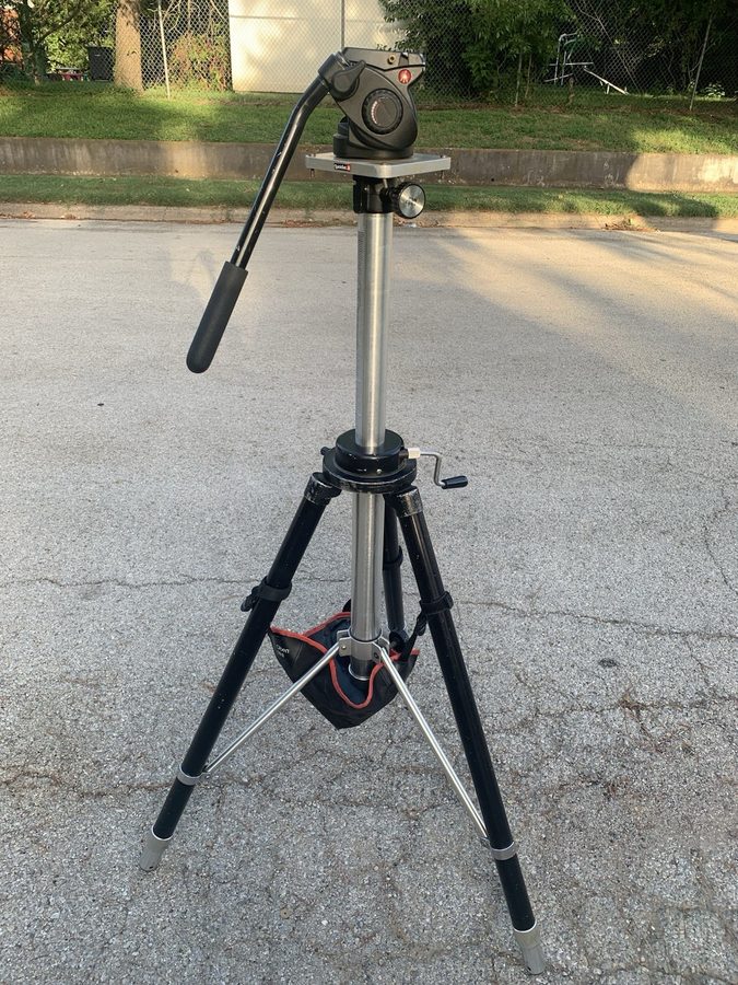 Оборудование видеонаблюдения Manfrotto 501 HDV Fluid Head On Quickset Tripod Mod — фото лота 1