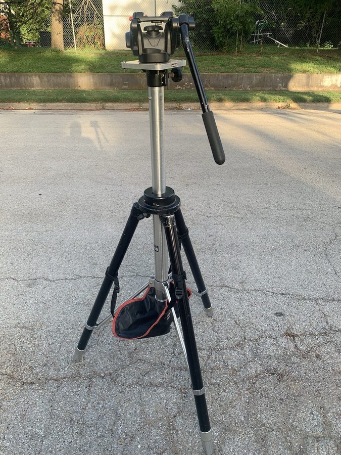 Оборудование видеонаблюдения Manfrotto 501 HDV Fluid Head On Quickset Tripod Mod — фото лота 2