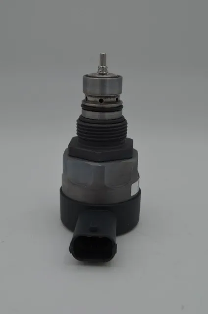 Трубопроводная арматура Ford Fuel Pressure Regulator LC3Z-9C968-A