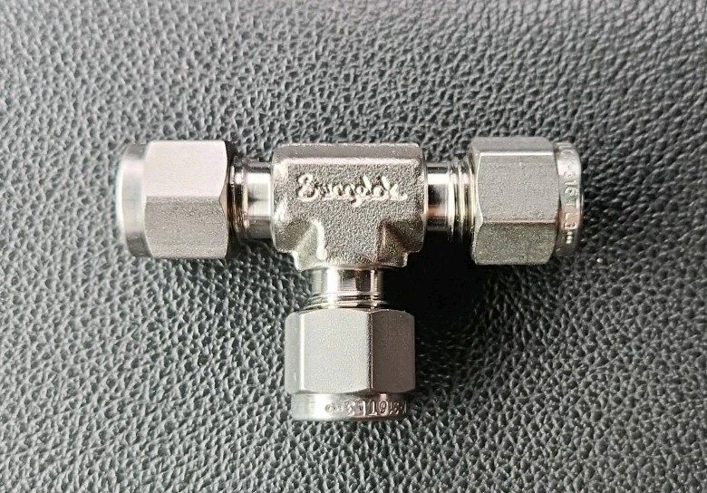 Фитинг Swagelok SS-400-3 Stainless Steel Swagelok Tube Fitting FNSP