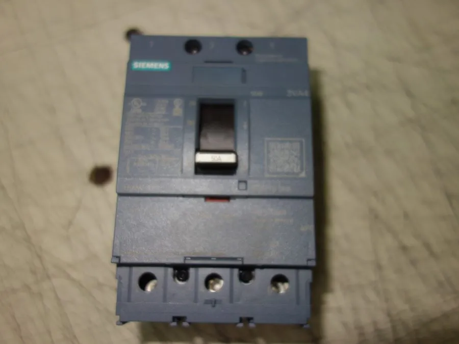 Автоматический выключатель Siemens 3VA4150-4ED34-0AA0 Circuit Breaker 50 Amp 3 P