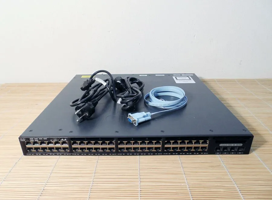 Коммутатор Cisco WS-C3650-48TQ-S Standalone Optional Stacking 48 10/100/1000 Eth