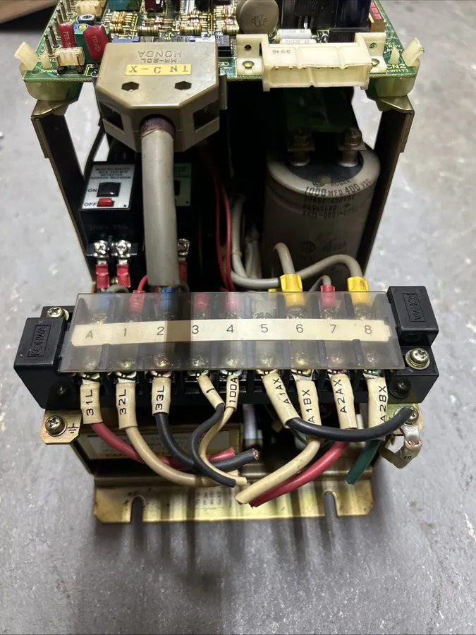 Сервоусилитель FANUC VELOCITY CONTROL UNIT A06B-6047-H003 A20B-0009-0320/11D — фото лота 1