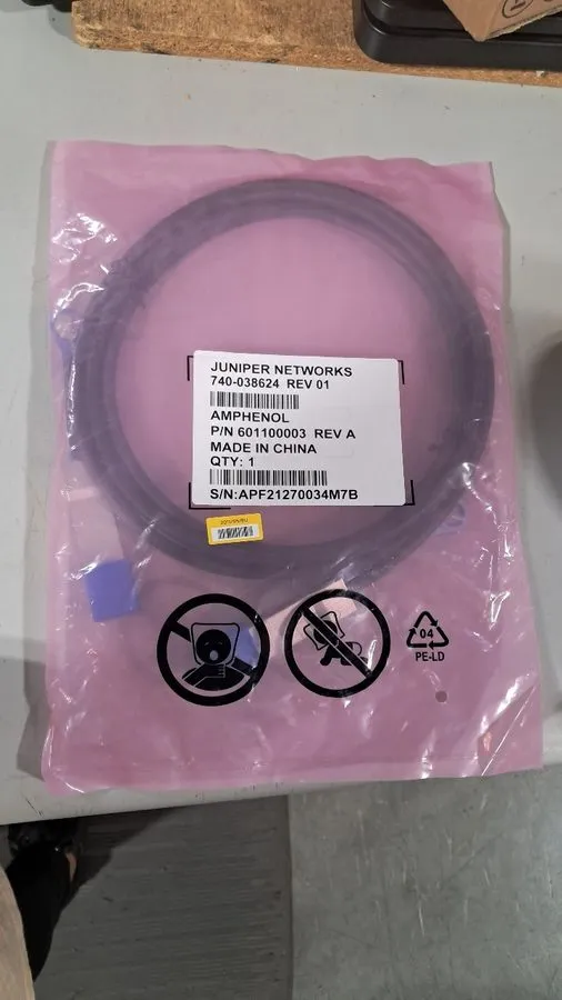 Оптический модуль 2 Open Bag Juniper Networks 740-038624 3M TRANSCEIVER CABLE — фото лота 1