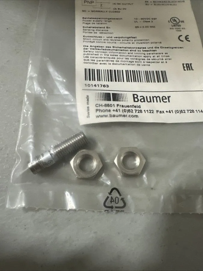Индуктивный датчик BAUMER IFRM 08P37A5/S35L INDUCTIVE SENSOR — фото лота 1