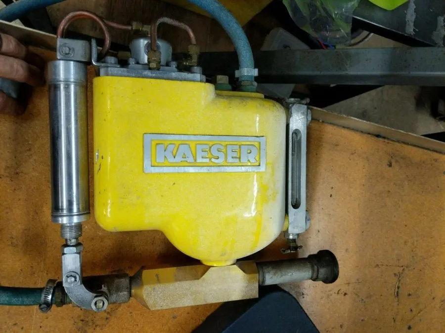 Пневмооборудование Kaeser Automatic Magnetic Drain AMD6550 125 gal/Hr 60-225 PSI — фото лота 1