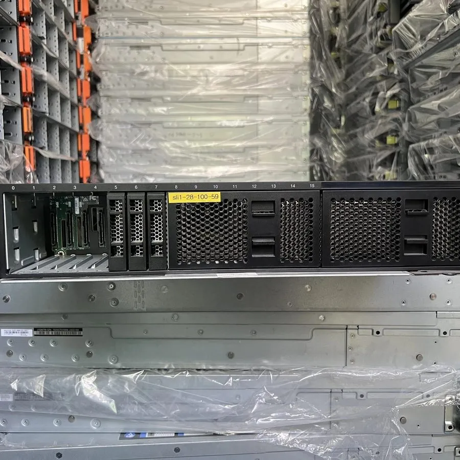 Сервер Lenovo ThinkSystem SR665 Server 8x 2.5"(8x NVME)/ 9300-8I/ 2x 1100W PSU
