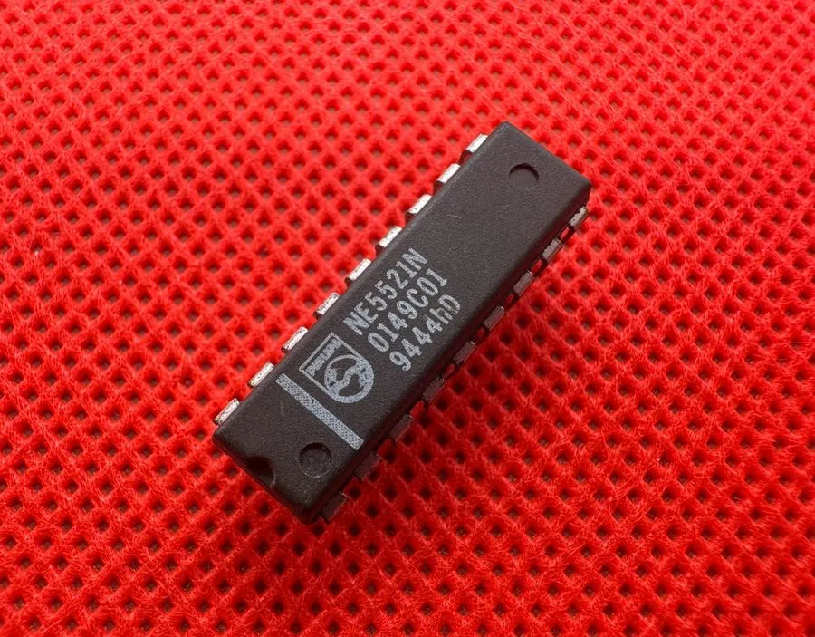 Датчик LVDT signal conditioner IC PHILIPS/SIGNETICS DIP-18 NE5521N (A185)