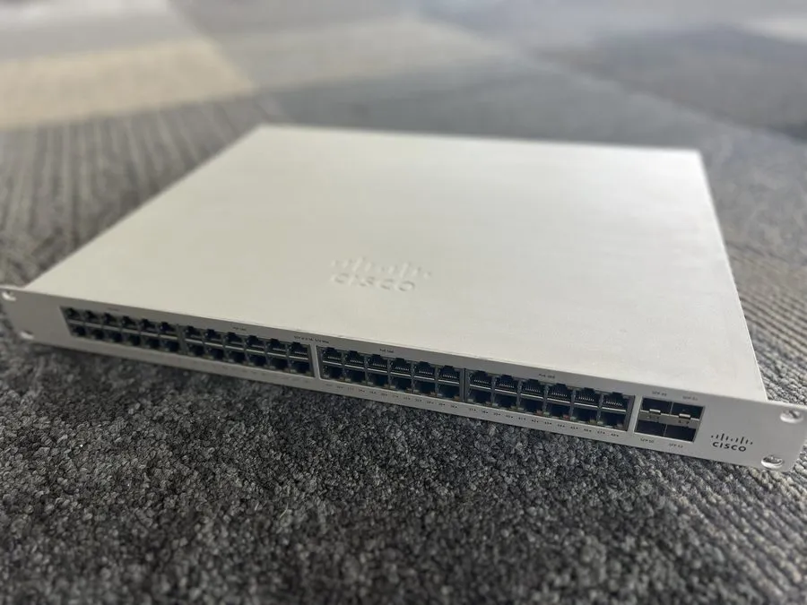 Коммутатор Cisco Meraki MS120-48FP 48 Port PoE+ Gigabit Switch 740W Unclaimed