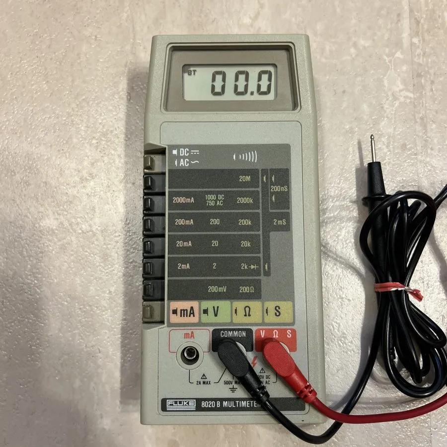 Мультиметр Vintage Fluke 8020 B Multimeter W/Leads — фото лота 1