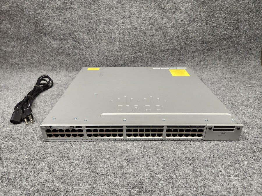 Коммутатор Cisco Catalyst 3850 48 PoE+ 48-port Gigabit Ethernet Switch WS-C35830