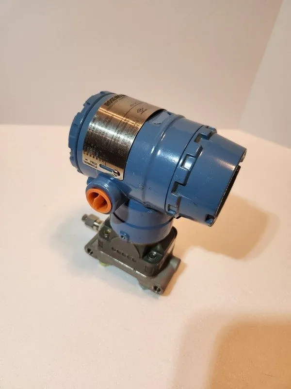 Датчик давления Rosemount Pressure Transmitter In Process Ind. 2051CG4A22A1AE5M5