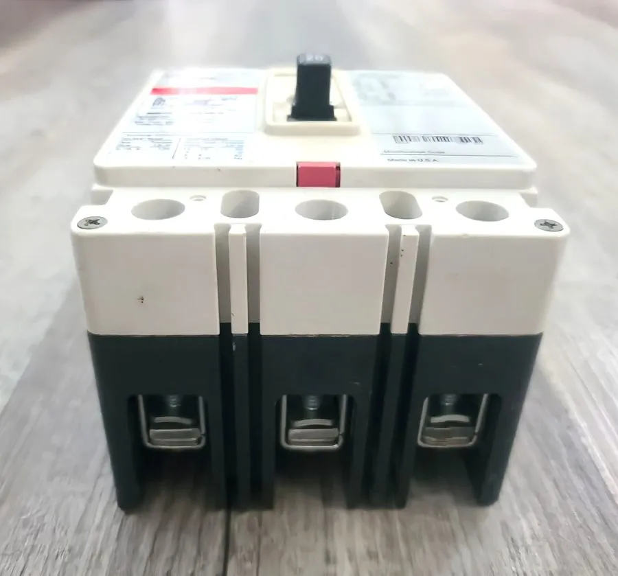 Автоматический выключатель Take Out Eaton FD3020 20 Amp 3 Pole 600V 35KA@480V FD