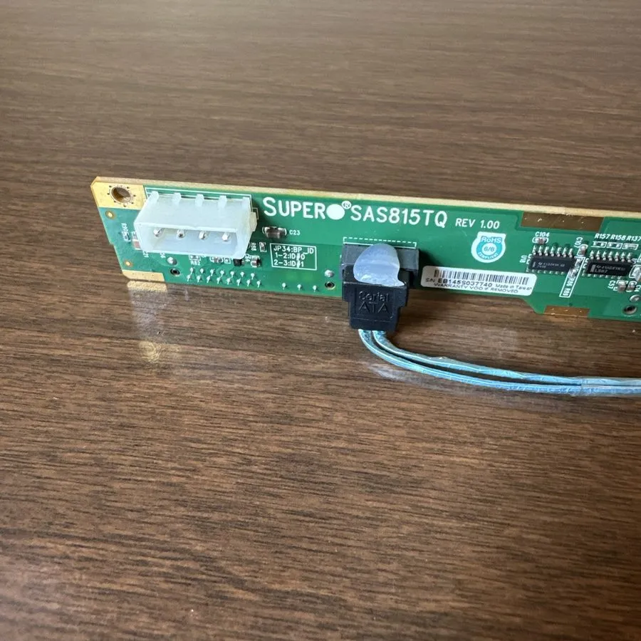 Бэкплейн SAS815TQ Supermicro 1U 4-Port 3.5" SAS Backplane