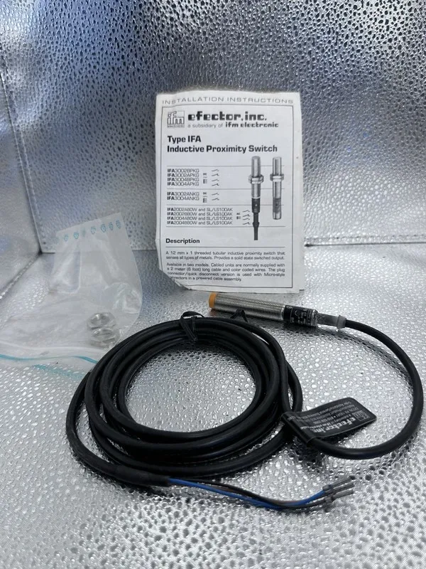 Датчик приближения IFM IF5337 IFA3004-ANKG 10-36VDC 400 HZ Proximity Switch Sens — фото лота 1