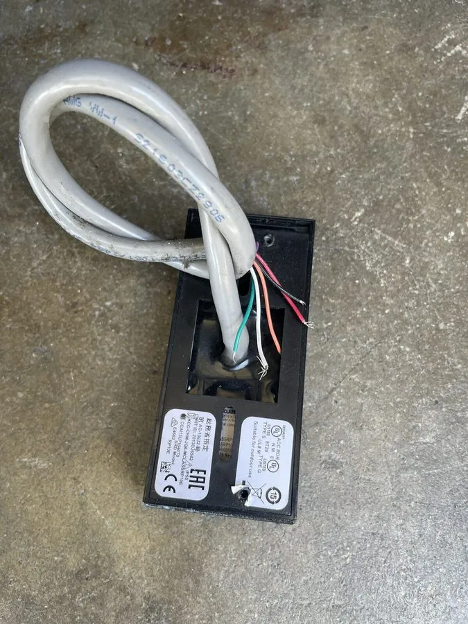 Оборудование видеонаблюдения HID 900NTNNEK00000 iCLASS SE R10 Mini Mullion er