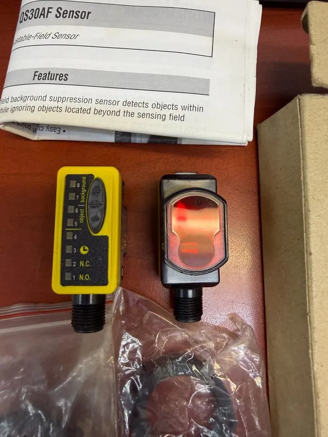 Фотоэлектрический датчик Banner QS30AFQ 70381 Photoelectric Sensor Box of 2 — фото лота 2