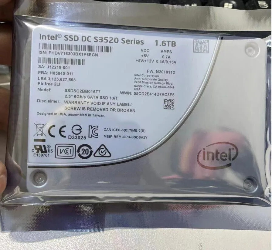 SSD-накопитель Intel DC S3520 1.6TB SSD 2.5" SATA III 6Gb/s Solid State Drive SS