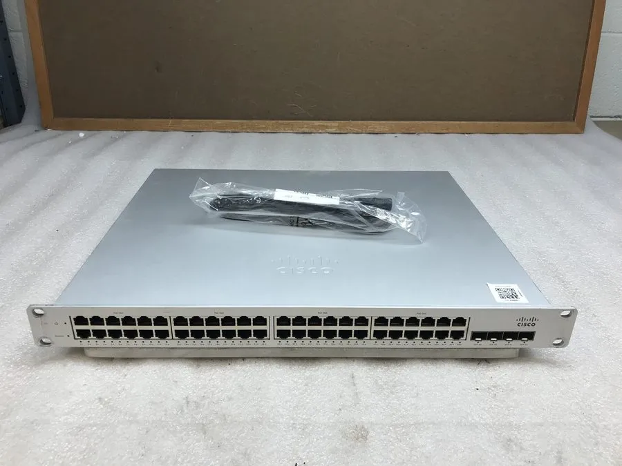 Коммутатор Cisco Meraki MS220-48LP-HW 48-Port Gigabit 370W PoE Switch UNCLAIMED