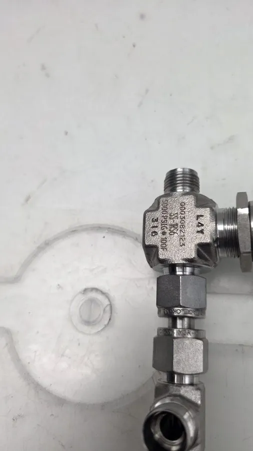 Клапан Swagelok 3/8" Stainless Steel Bonnet Needle Valve SS-1RS6 (LXE9J)