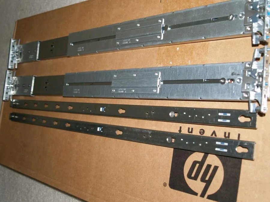 Комплект направляющих HP 408697-B21 Tower to Rack Conversion Rail Kit