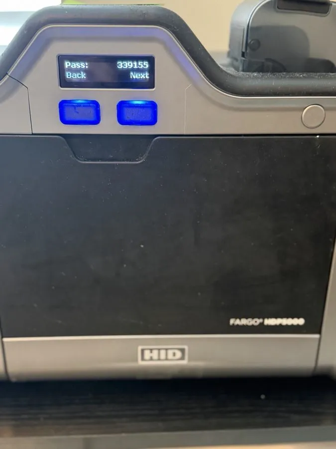 Принтер этикеток HID Fargo HDP5000 Dual-Sided High-Definition Retransfer ID Card — фото лота 2