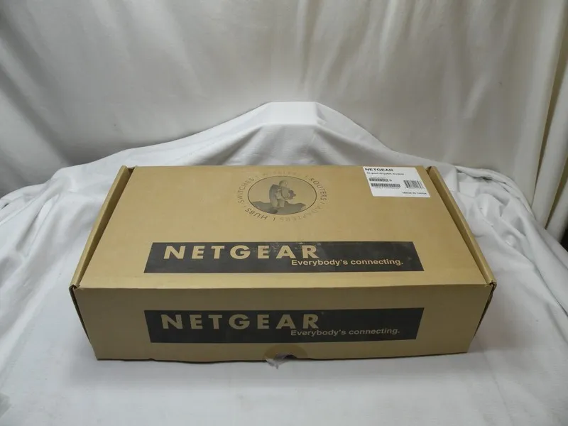 Коммутатор Netgear ProSafe GS516T Netgear 16-Port Gigabit Switch