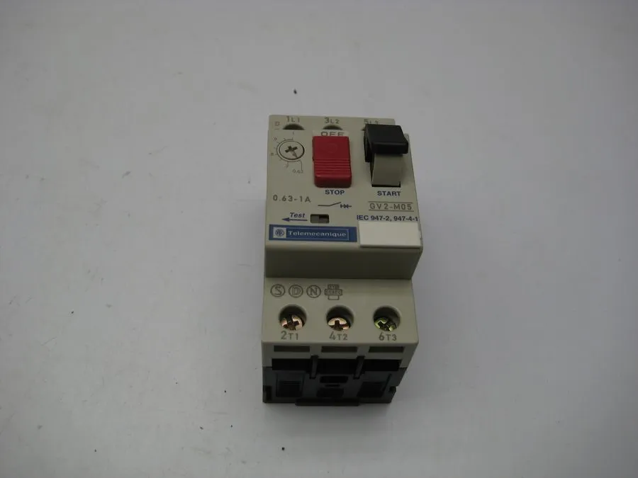 Автоматический выключатель Telemecanique GV2-M05 0.63- 1A 690V Motor Circuit Bre