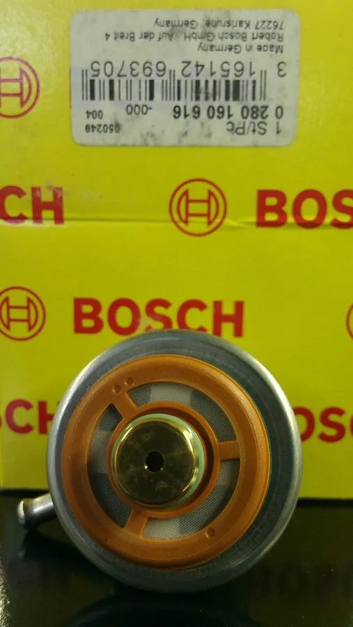 Трубопроводная арматура Bosch Fuel Pressure Regulator Porsche 0280160616 9931101