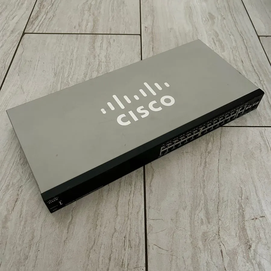 Коммутатор Cisco SG350-28 28-Port Gigabit Managed Switch, Non-PoE ( )