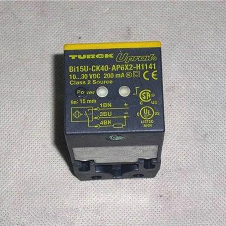 Датчик приближения Turck Bi15U-CK40-AP6X2-H1141 1625600 Proximity Sensor