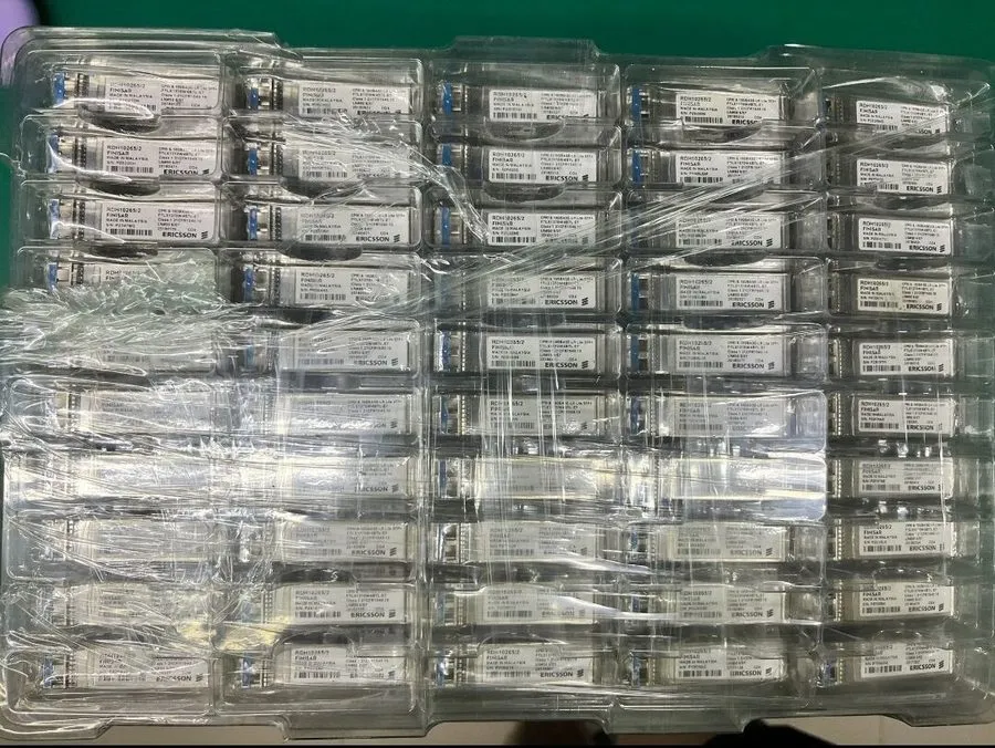 Трансивер Ericsson/Finisar RDH10265/2 FTLX1370W4BTL-E7 10G Lite SFP+ Transceiver