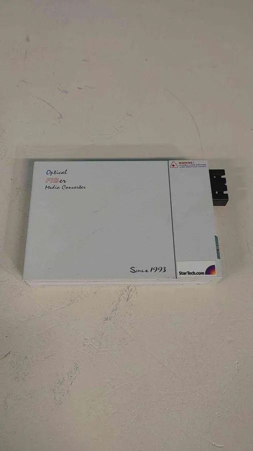 Медиаконвертер StarTech 10/100 Mbps Fiber to Ethernet Converter RJ45 #ET90110SC