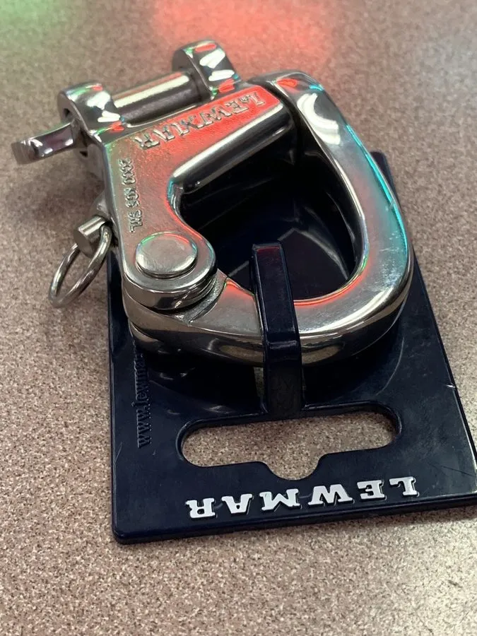 Такелажная скоба Lewmar 29929040 90mm Synchro Snap Shackle Adaptor