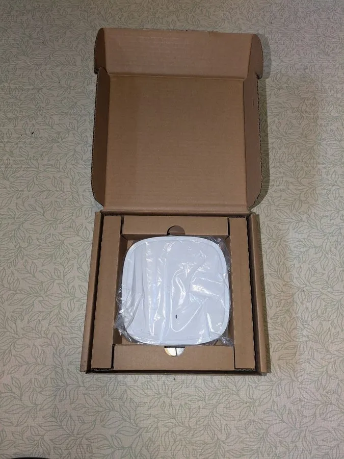 Точка доступа Wi-Fi Cisco C9105AXI-B Catalyst 9105AX Wi-Fi 6 Wireless Access Poi