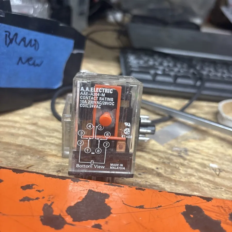 Реле A.A. ELECTRIC AAE-A204-M 8 PIN RELAY 24VAC COIL 10 AMP