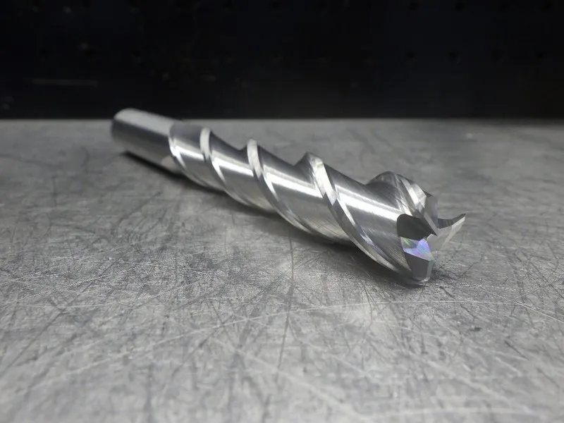 Режущий инструмент Kennametal 19/64" 8xD Carbide Endmill 8mm Shank BO53A0746CPG 