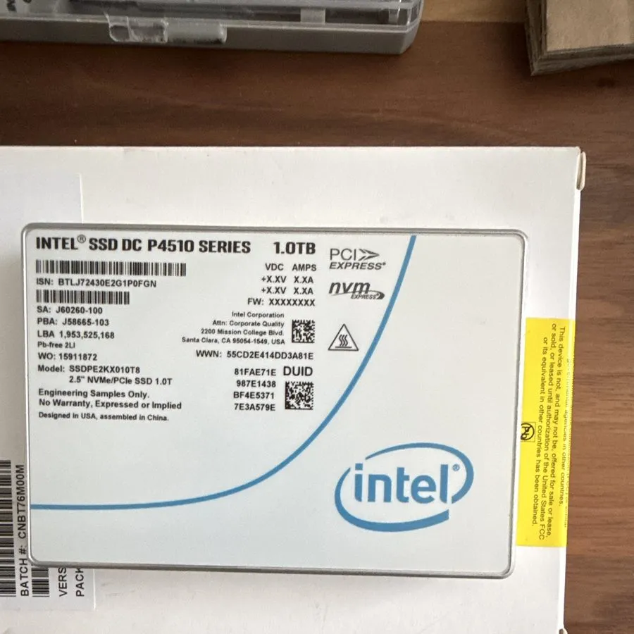 SSD-накопитель SSDPE2KX010T8 Intel DC P4510 1TB NVMe PCIe 3.1x4 3D TLC 2.5" 15mm