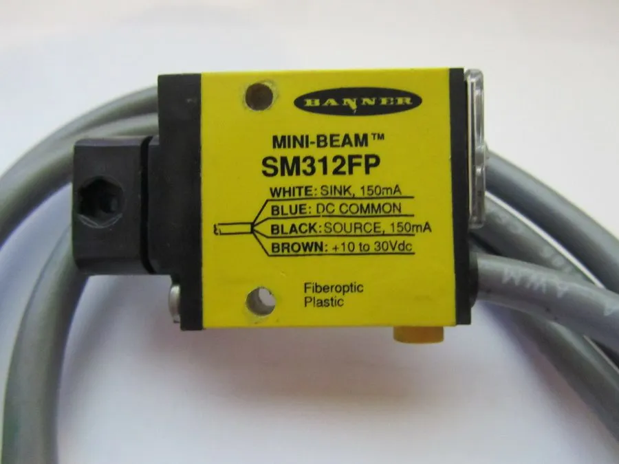 Фотоэлектрический датчик Banner SM312FP Mini-Beam Photoelectric Sensor 10-30V DC