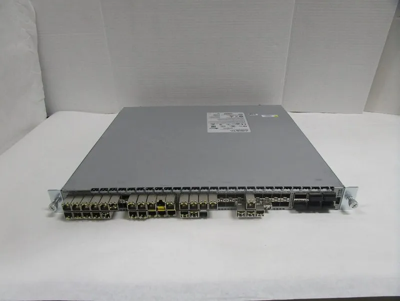 Коммутатор ARISTA DCS-7050SX2-72Q 48-Port 10Gbe SFP +6x 40Gb Network Switch w/ 3