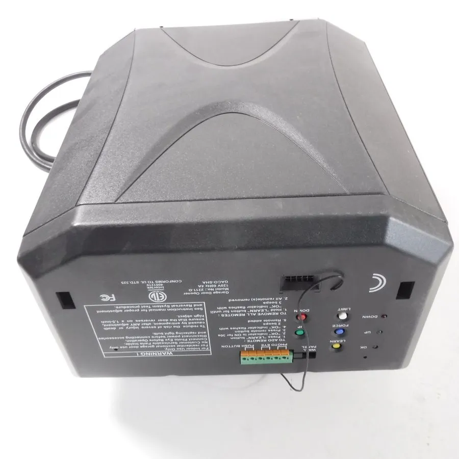 СХД Guardian Pro Series Garage Door Operator 1/2 HPE 12VDC 715BBU