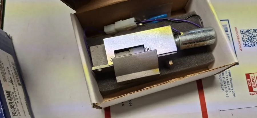 Оборудование видеонаблюдения Folger Adam Electric Strike Part # 712-75-24D-630