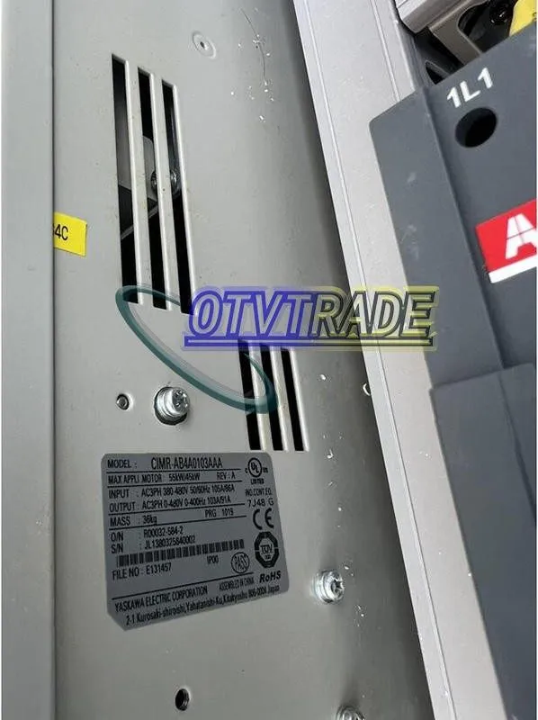 Частотный преобразователь Yaskawa frequency converter A1000 series CIMR-AB4A0103