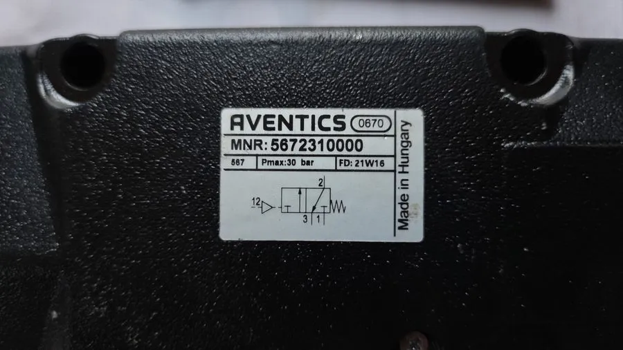 Пневмораспределитель Aventics P/N 5672310000 3/2 NC Pneumatic Directional Valve
